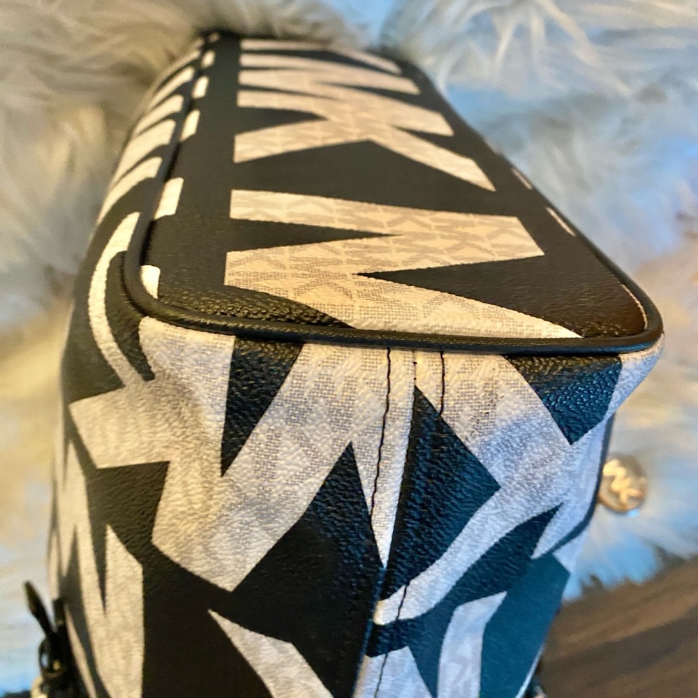 Michael Kors Monogram Black and White Tote - Picture 10 of 15